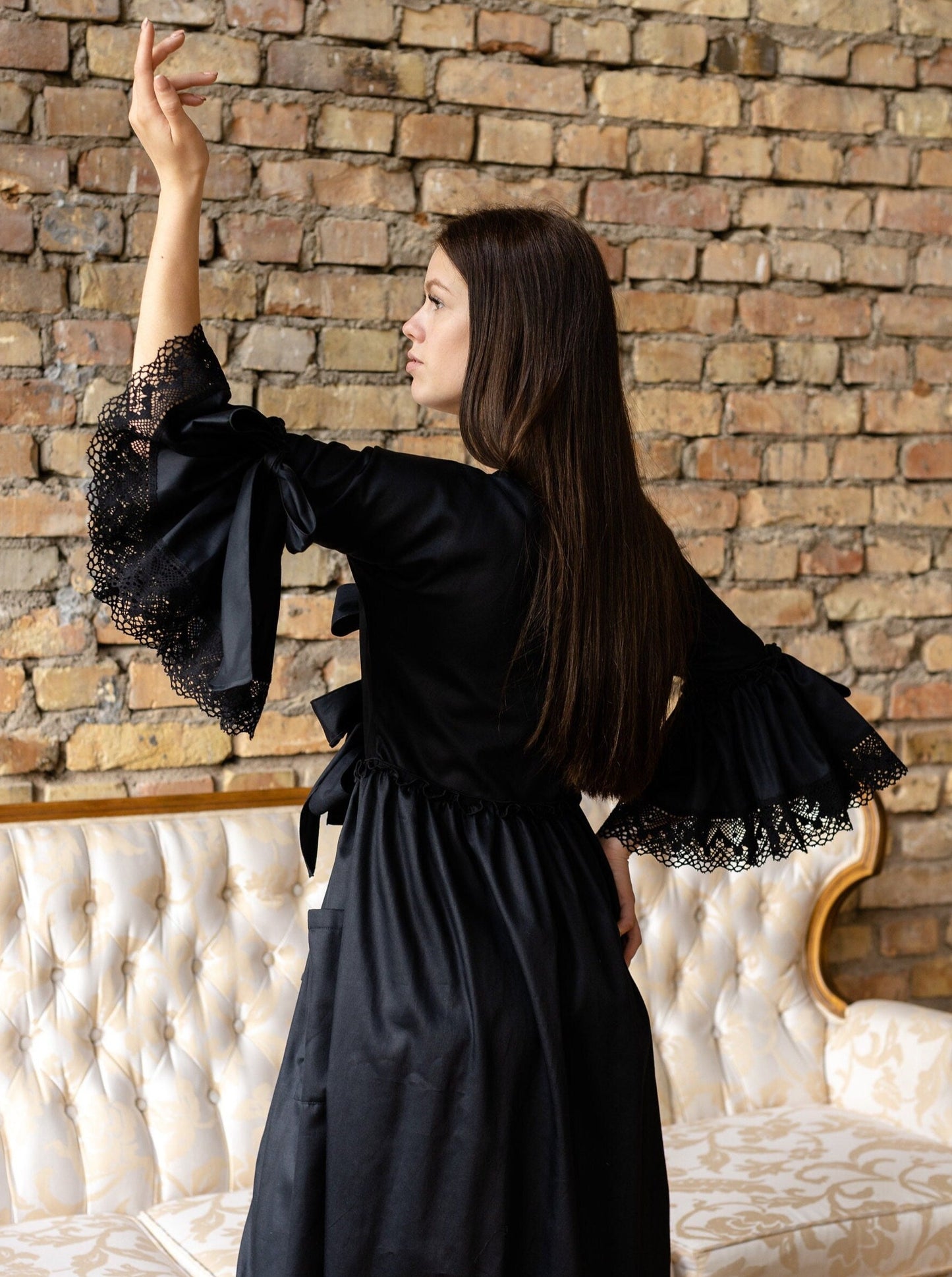 Rococo Nights Robe in Black