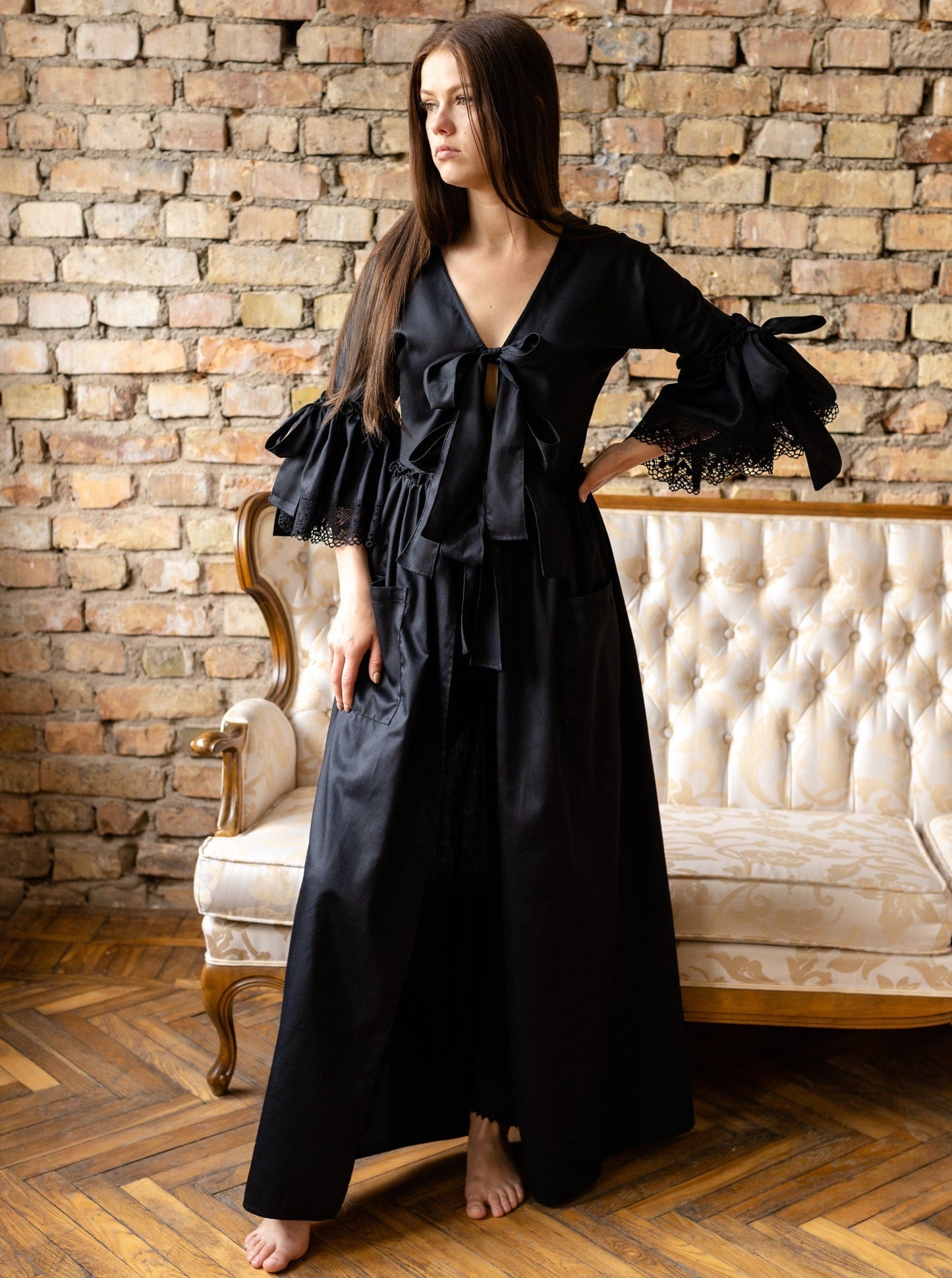 Rococo Nights Robe in Black