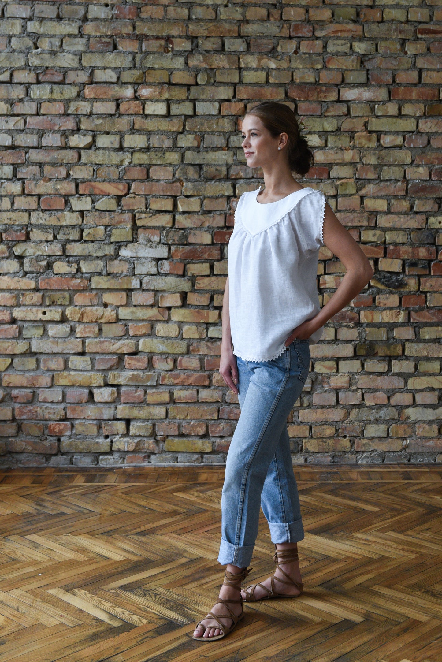 Vecpiebalgas cotton top in white linen