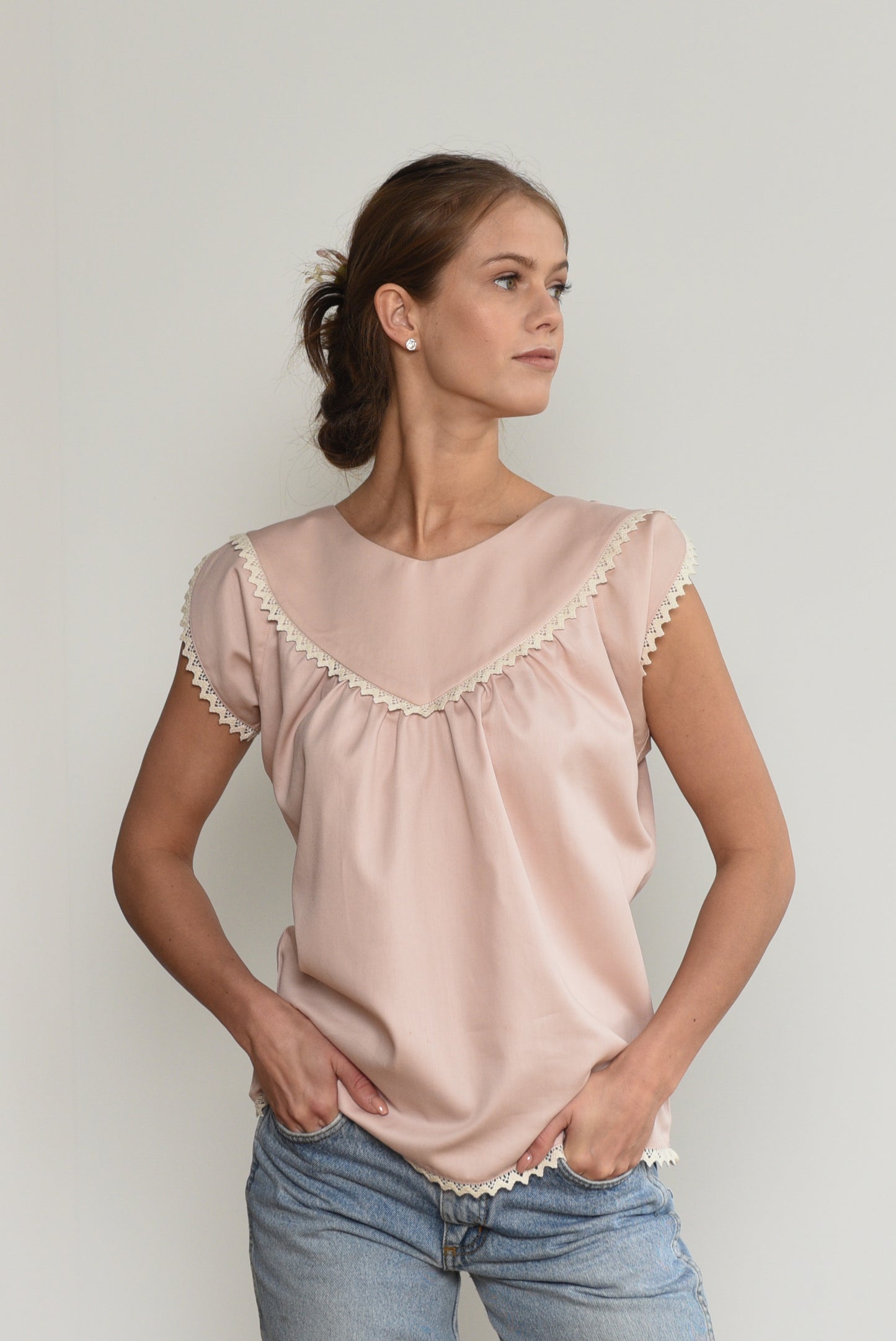 Vecpiebalgas cotton top in vintage pink