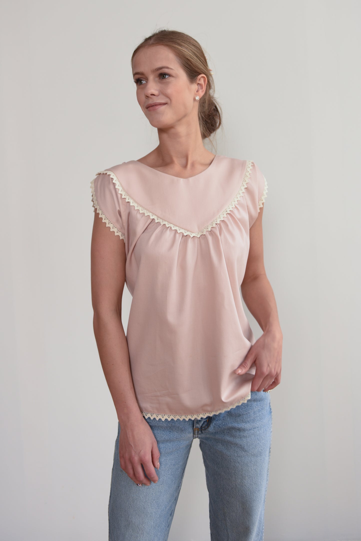 Vecpiebalgas cotton top in vintage pink