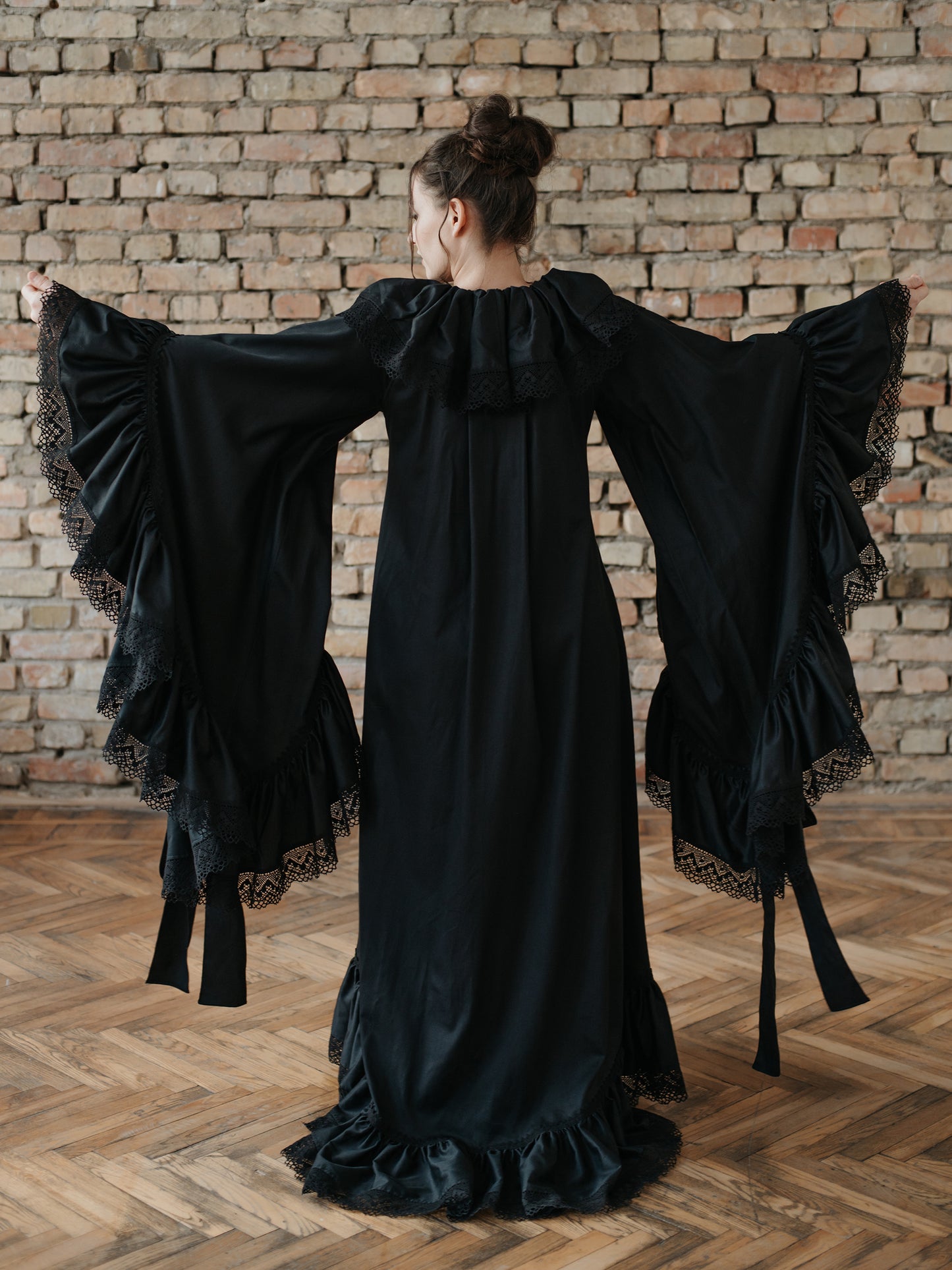 Queen Isabella - Rococo Inspired Negligee in Black