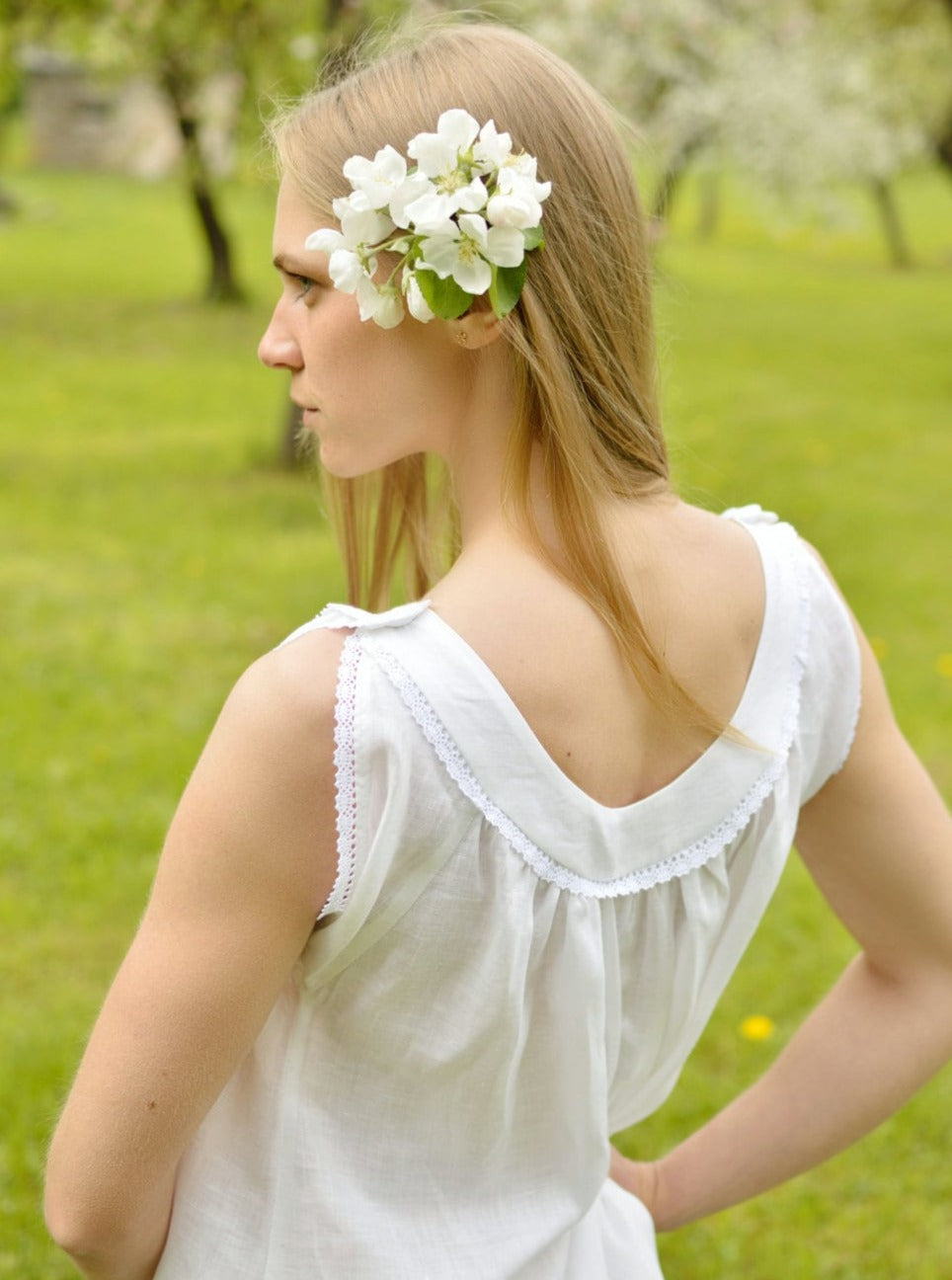 Vecpiebalga Treasure Maxi Nightgown in White Linen